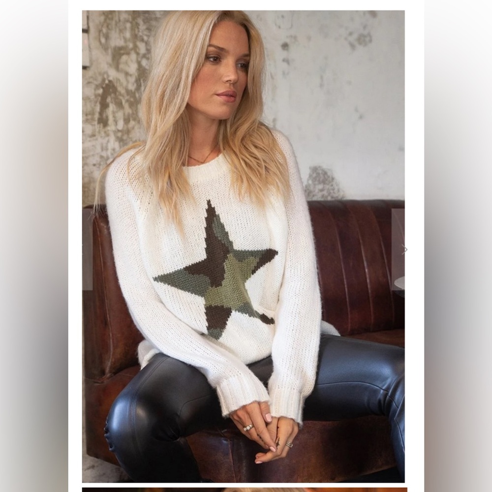 Wooden ships CAMO STAR RAGLAN
CREW size XS